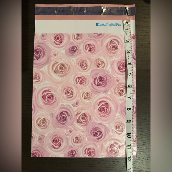 25 Count Roses Poly Mailers 9" X 12" - Picture 4 of 8